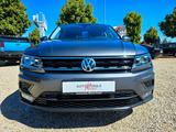 Volkswagen Tiguan Sound 4Motion / ACC / LED / Kamera / Navi - VW Tiguan Gebrauchtwagen in Leipzig