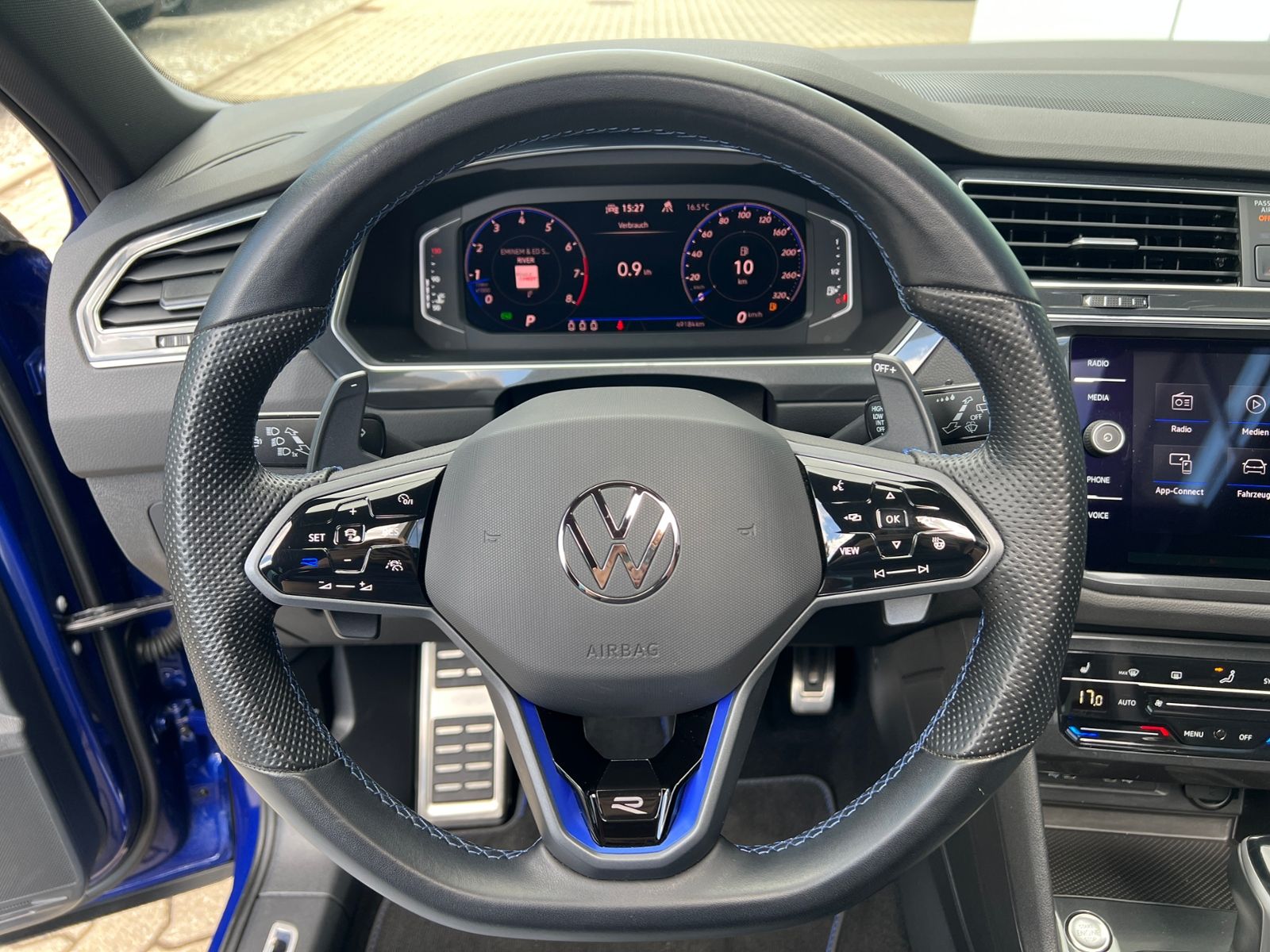 Fahrzeugabbildung Volkswagen Tiguan R 2.0 TSI DSG 4MOTION *Akrapovic,Leder,Pa