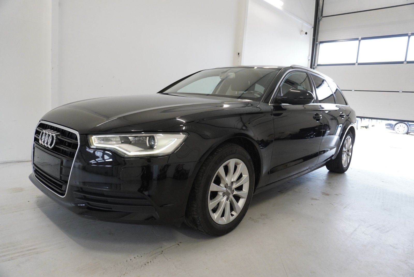 Audi A6 - 1