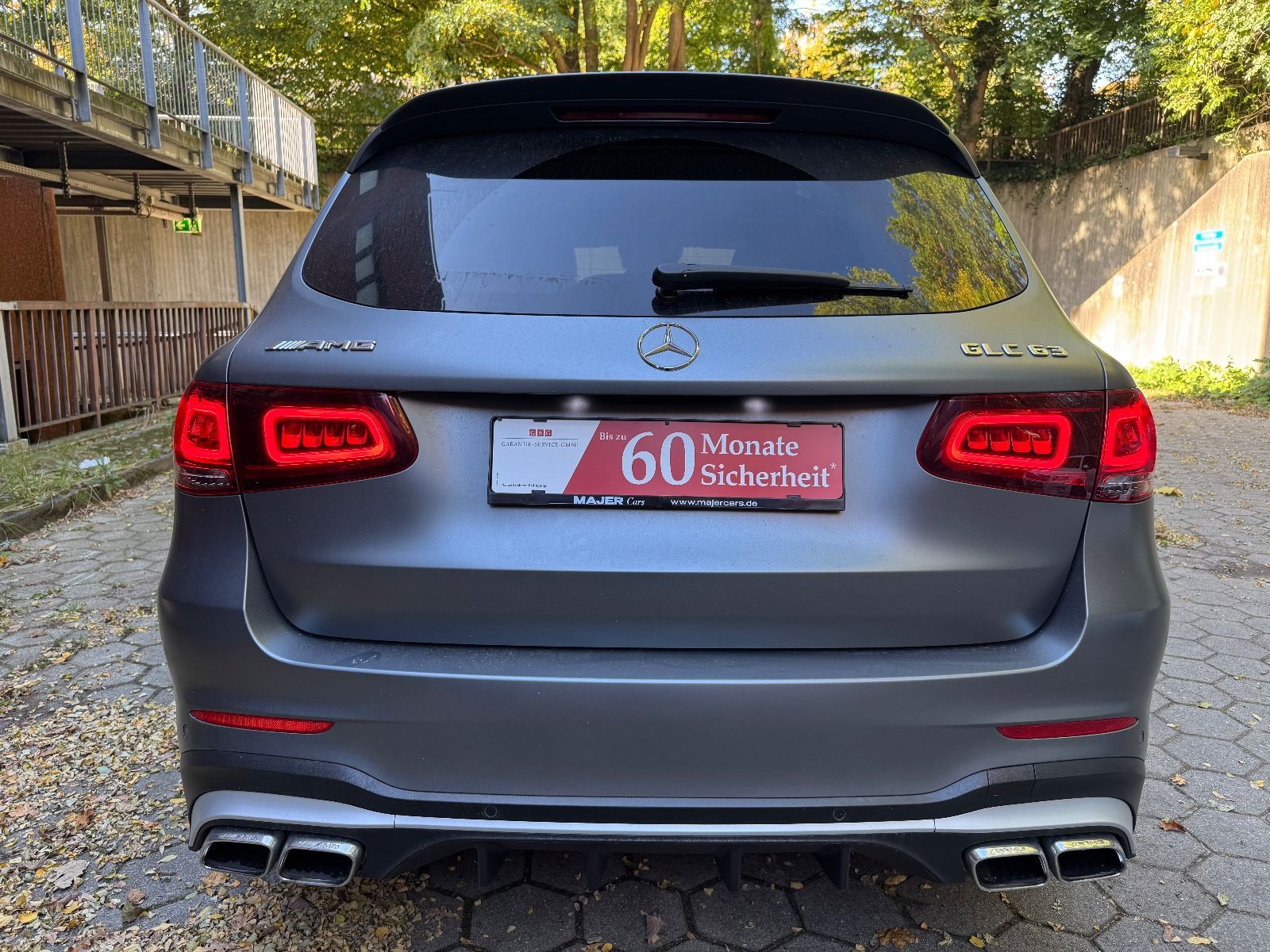 Fahrzeugabbildung Mercedes-Benz GLC 63 AMG 4Matic*BURMESTER*HEADUP*MEMO*LED*TEMP