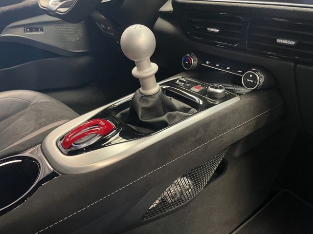Fahrzeugabbildung Lotus Emira V6 First Edition neuwertig Lotus Wuppertal