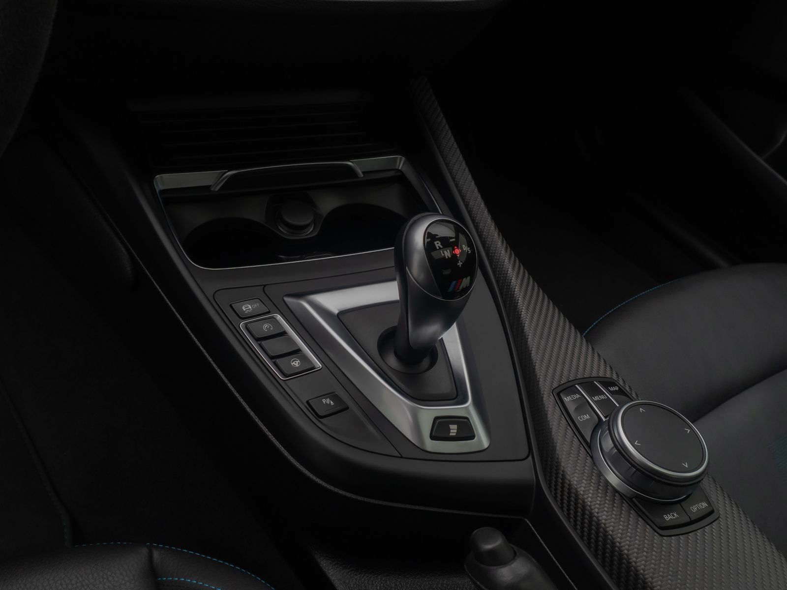 Fahrzeugabbildung BMW M2 Competition Kamera GSD DriveAs H/K Memory 19"