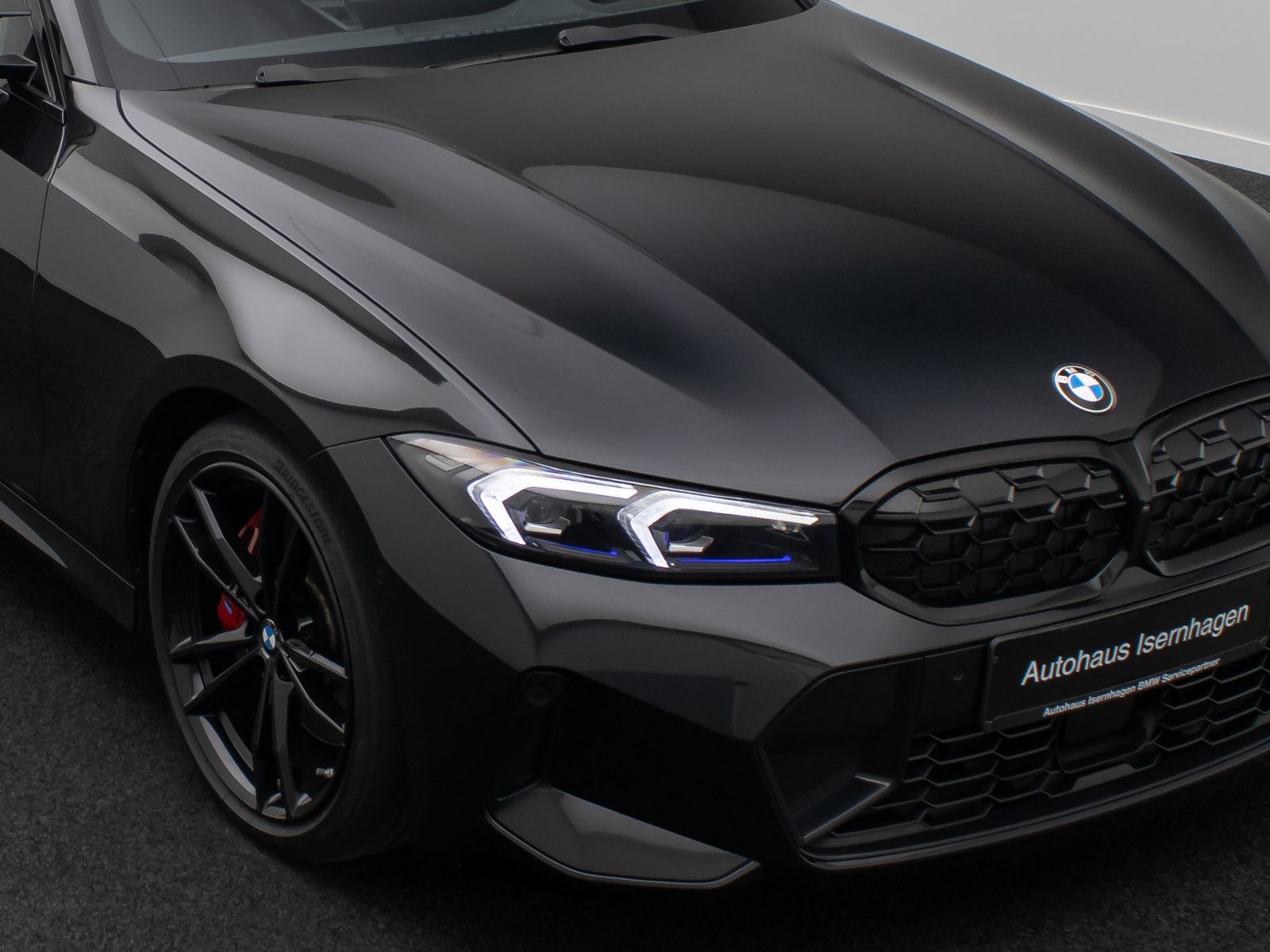 Fahrzeugabbildung BMW M340d xD 360&deg; HUD DAB H/K Alarm AHK Glasdach 19"