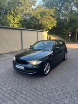 BMW 118d  Facelift  Baujahr 2011  TÜV neu - BMW 1er Reihe aus 2011: Facelift