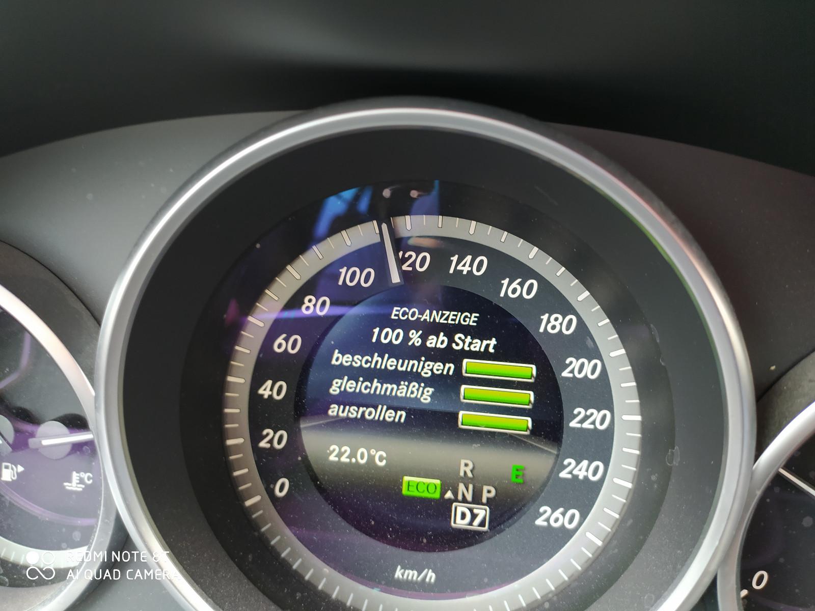 Mercedes-Benz E 220 BlueTEC AVANTGARDE 9G Alles Neu