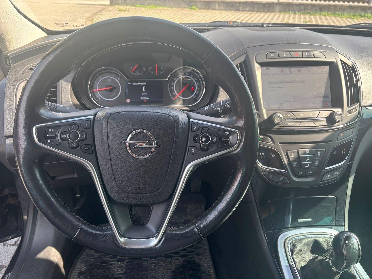 Opel Insignia 2015 — photo 9