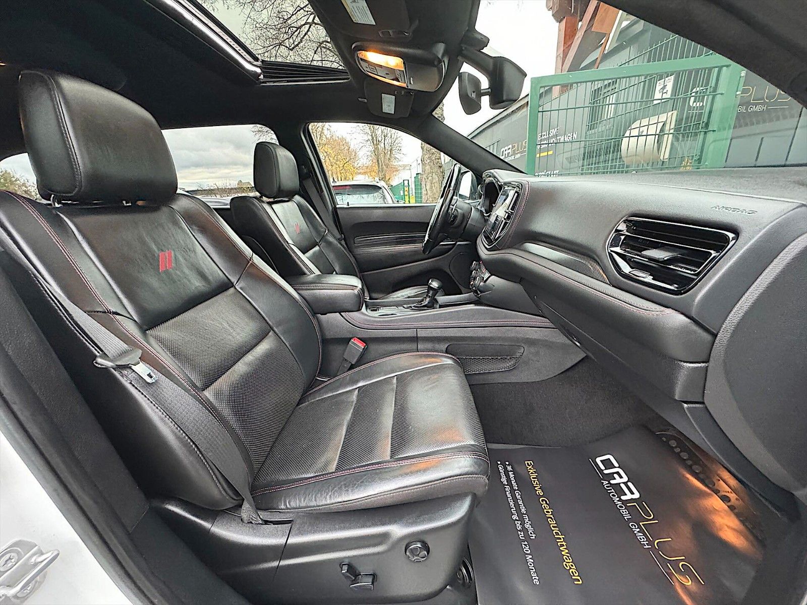 Fahrzeugabbildung Dodge Durango 5.7 V8 SRT R/T 4x4 Night-Paket Modell 22