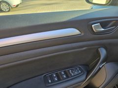 Fahrzeugabbildung Megane IV Grandtour Intens Automatik