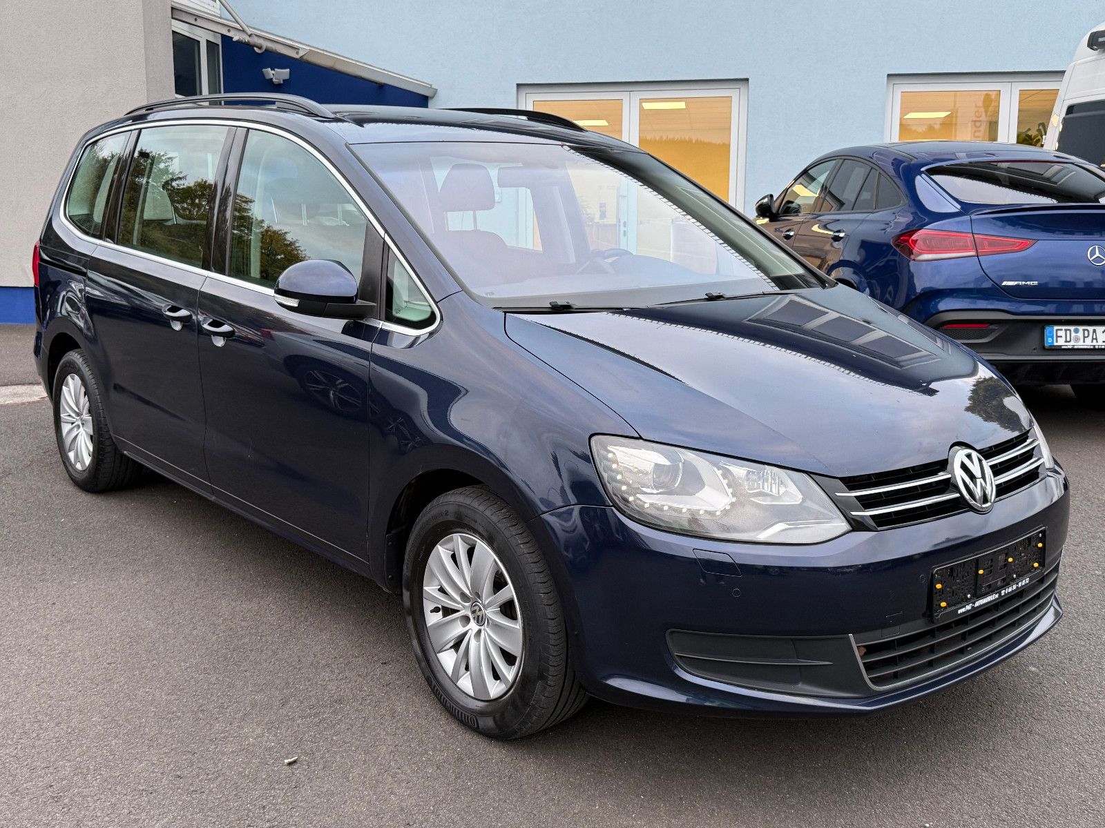 Fahrzeugabbildung Volkswagen Sharan Comfortline BMT DSG Navi Kamera SHZ Klima