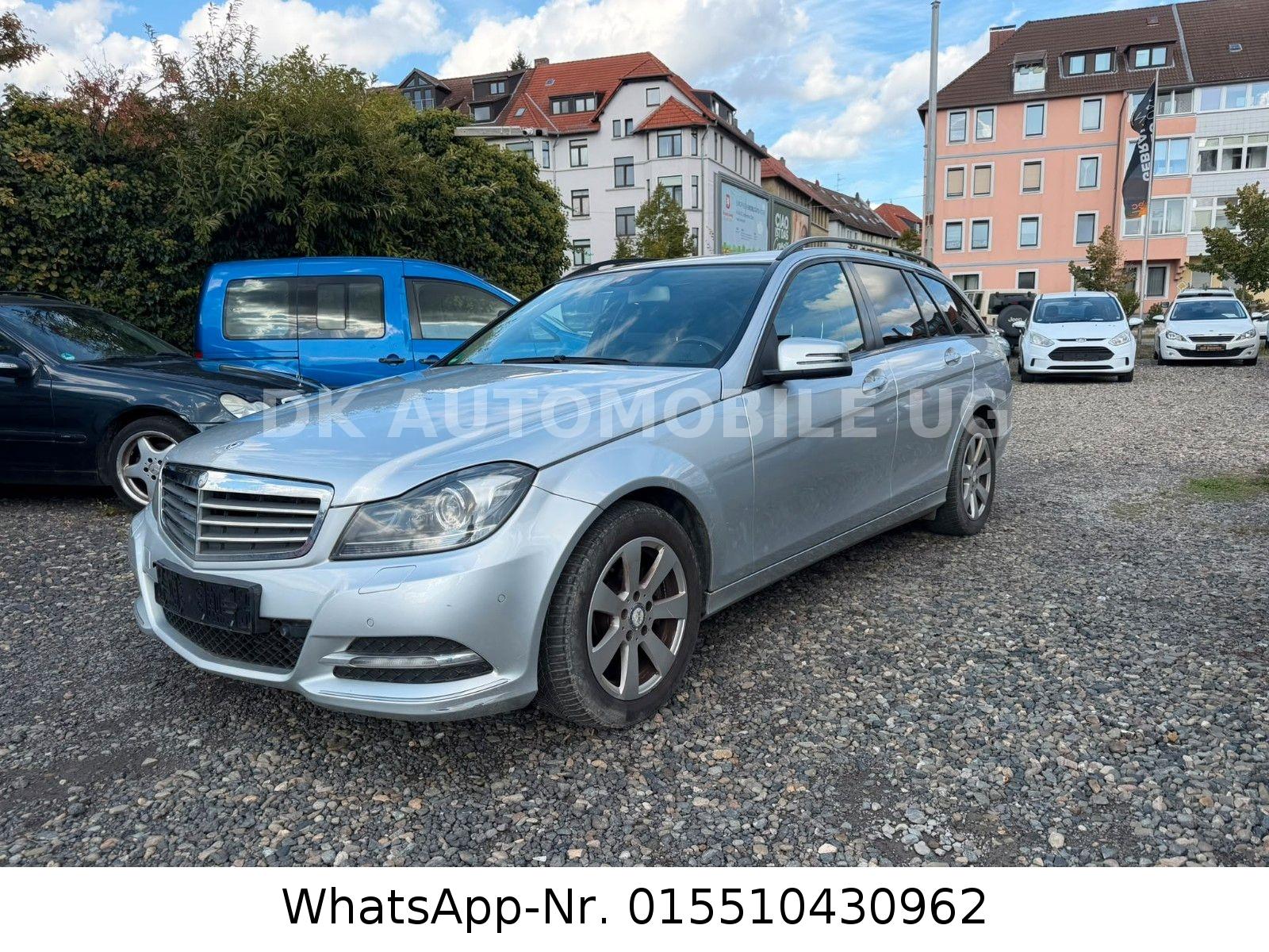 Mercedes-Benz C220 2012 — interior