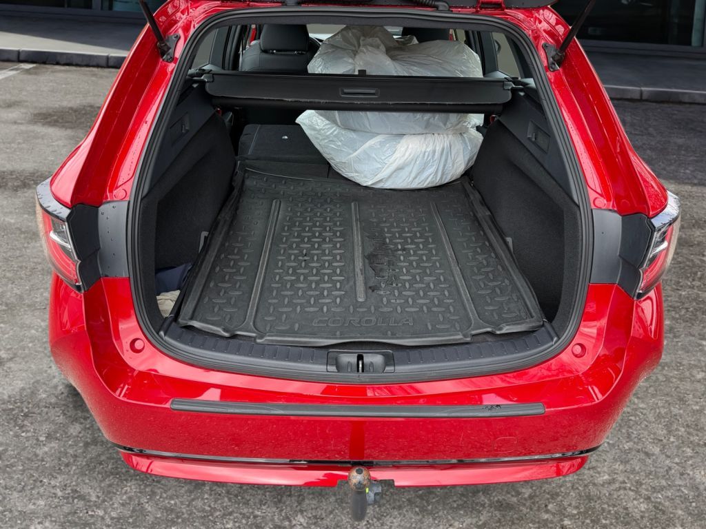 Fahrzeugabbildung Toyota Corolla 1.2 Turbo Touring Sports Comfort