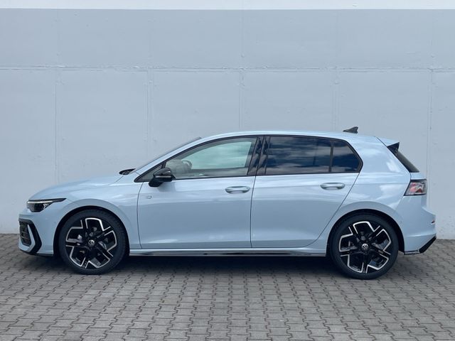 Golf VIII 1.5 eTSI DSG R-Line AHK/360°Kamera/HUD