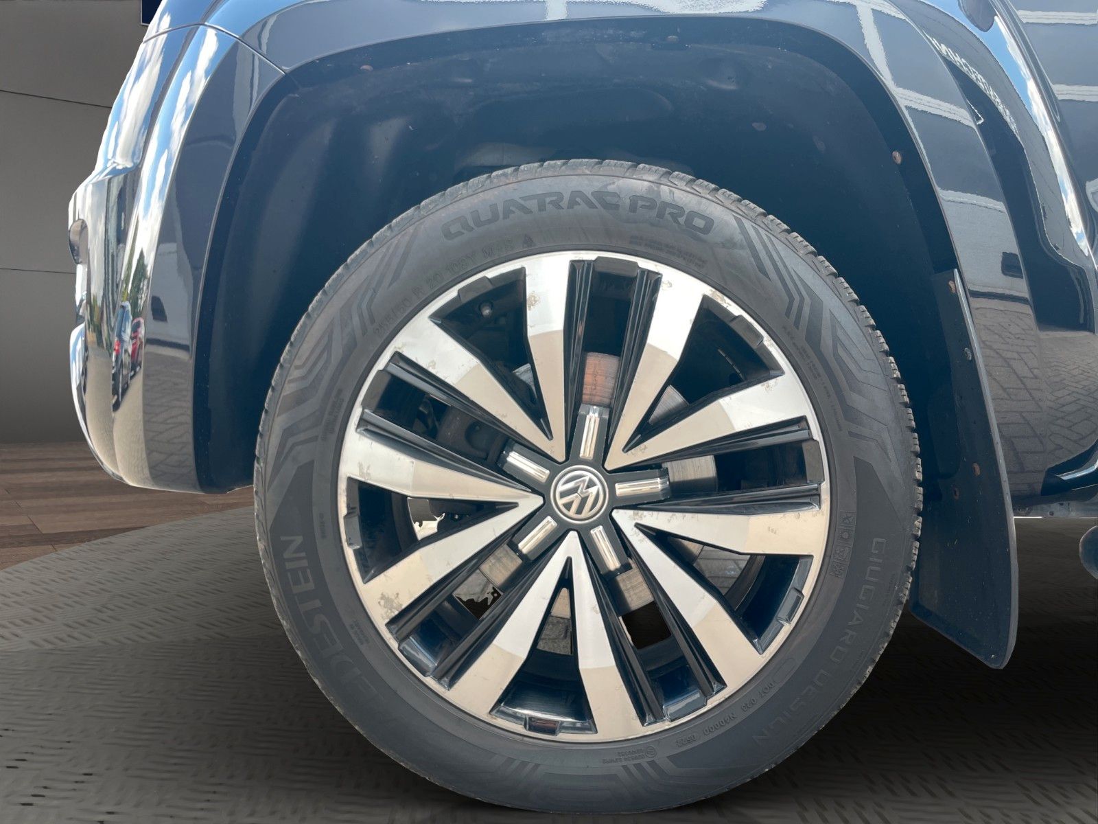 Fahrzeugabbildung Volkswagen Amarok 4Motion *Standheizung*AHK*Kamera*Bi-Xen*