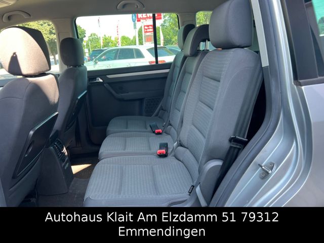 Fahrzeugabbildung Volkswagen Touran Trendline 7 Sitze Automatik Klima