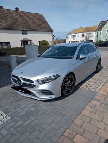 MERCEDES-BENZ A 220 d DCT - AMG Line 