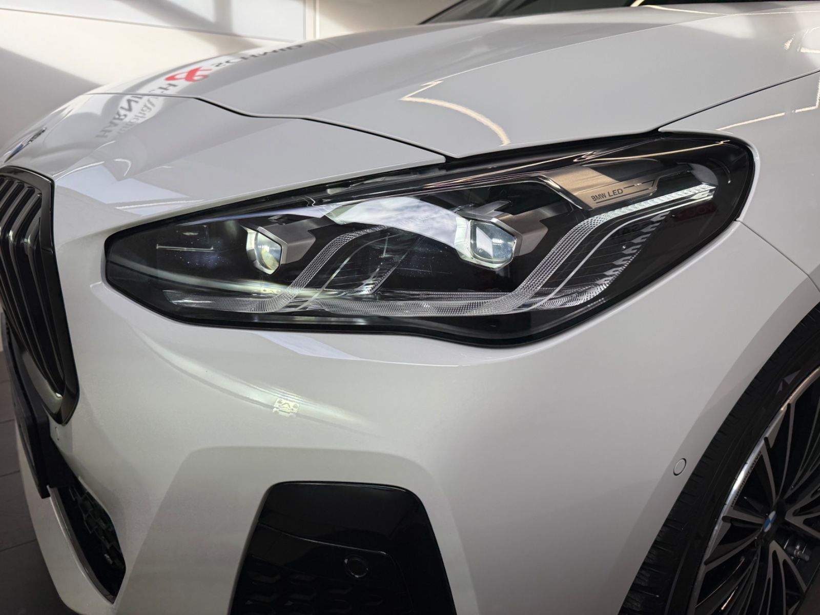 Fahrzeugabbildung BMW Active Tourer 220 i M Sport, 360-Grad Kamera