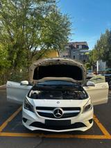 Mercedes-Benz Mercedes Benz CLA 180, Baujahr 2015 Automa... - Mercedes-Benz CLA 180 in Frankfurt (Main)