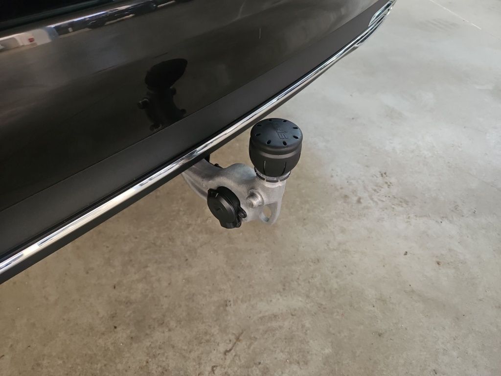 Fahrzeugabbildung Mercedes-Benz E 220 dT ACC LED AHK Burmester4D Winterpaket