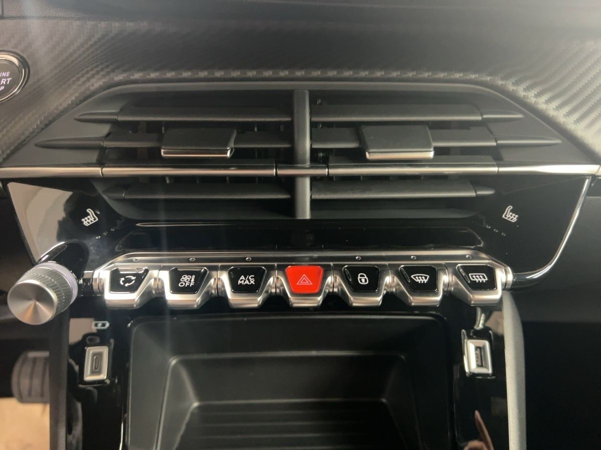 Peugeot 2008 - Bild 14