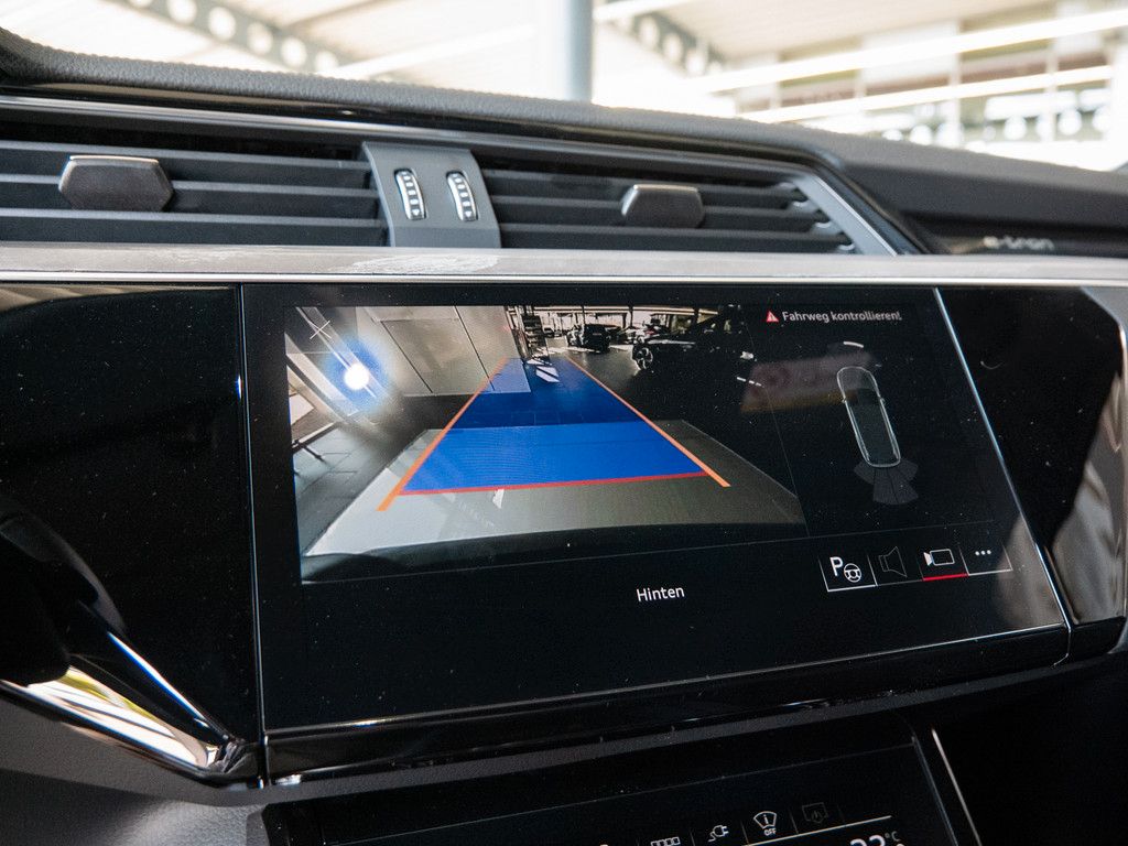 Audi Q8 S line 50 e-tron quattro STANDHZ. LUFTF. ACC foto 14