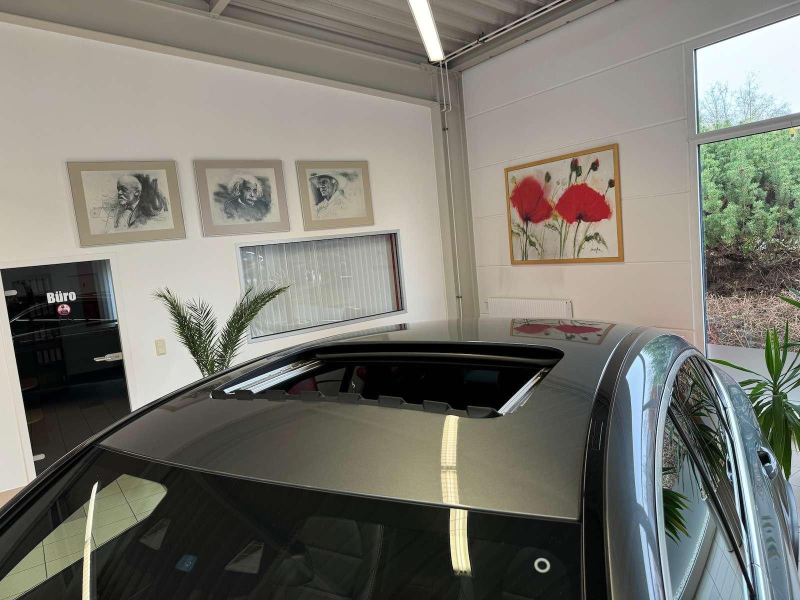 Fahrzeugabbildung Mercedes-Benz GLC 250 Coupe AMG/LED/Distronic/S-Dach/Memo/3...