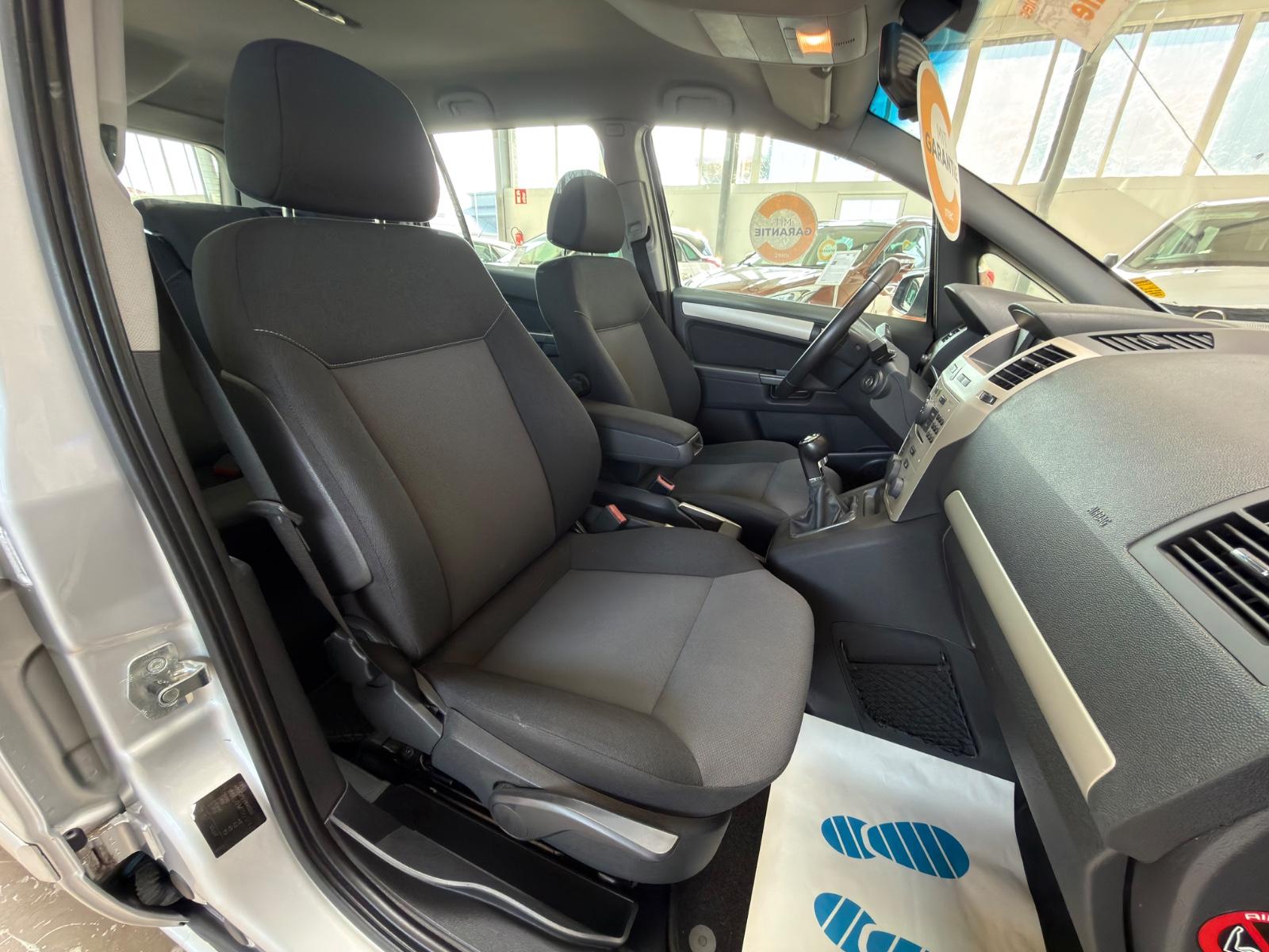 Opel Zafira B 1.6i Innovation *GARANTIE*7-SITZER*AHK*