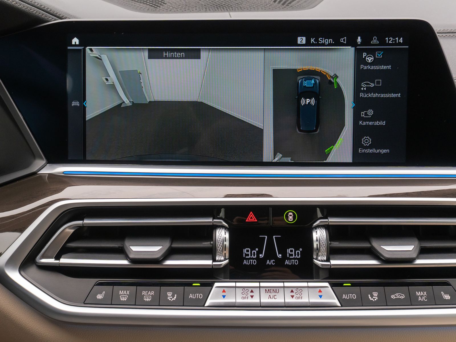 Fahrzeugabbildung BMW X5 xD45e M Sport 360°Laser HUD DAB HiFi AHK 22"