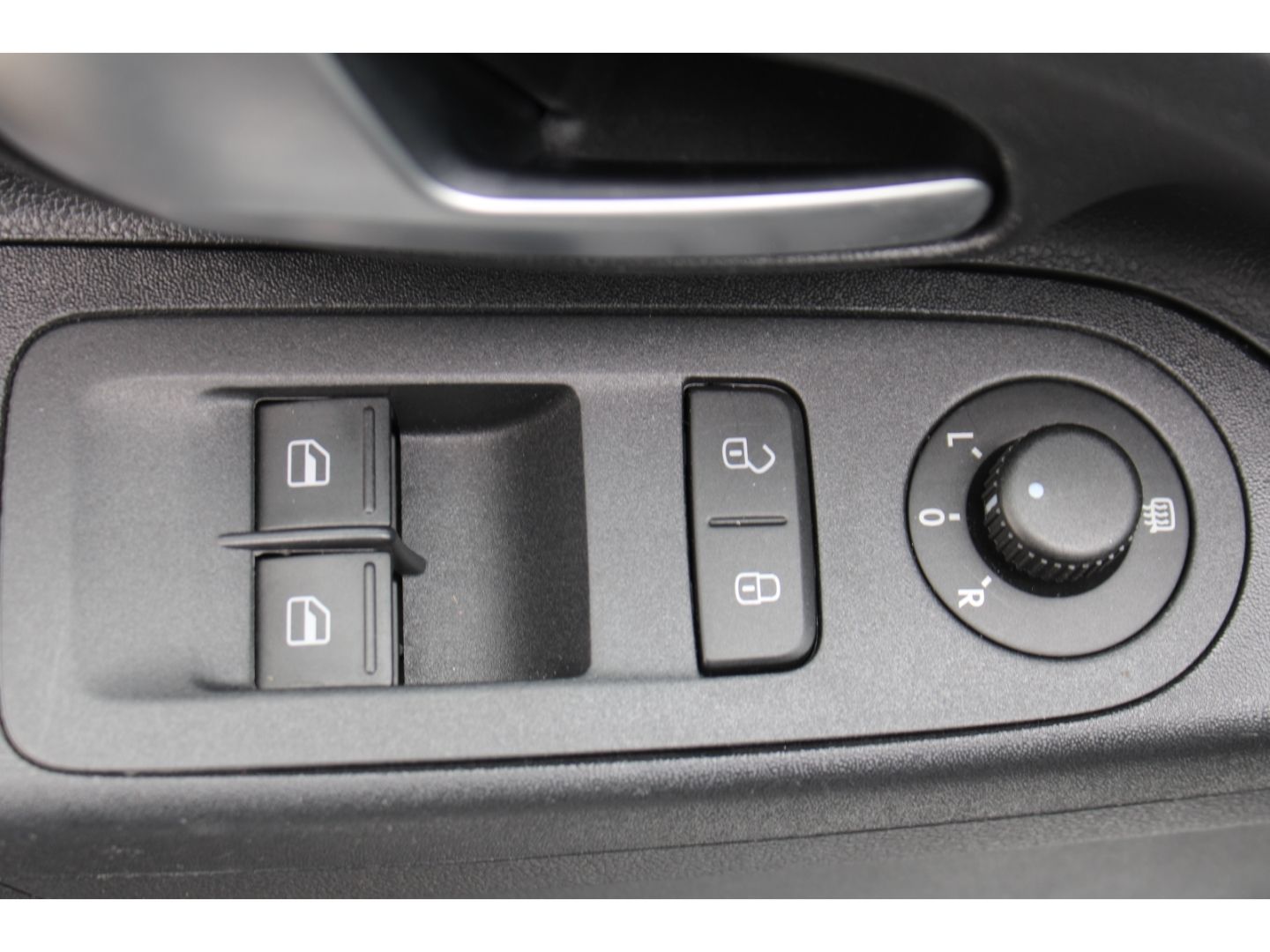 Fahrzeugabbildung Volkswagen up! Basis Klima SHZg GJR Bluetooth Freispr. Radi