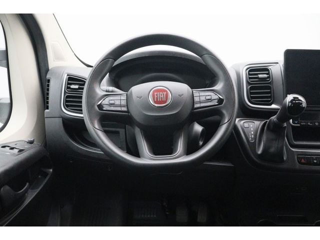 Fahrzeugabbildung Fiat Ducato Serie 8 Multicab 35 L2H1 AT NAVI KAMERA
