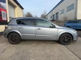 Opel Astra 1.4 Twinport Cosmo Xenon - Opel Astra: Twinport