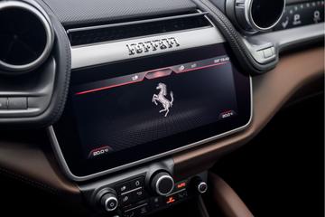 صورة مصغرة 25 لـ 2017 Ferrari GTC4LUSSO