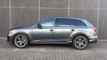 Audi Q7 - 4
