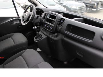 Renault Trafic - 11