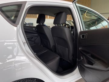 Ford Fiesta Trend 5-Türer *KLIMA*SZHZ*EURO6*TÜV-2027*