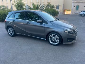 Mercedes B 180 - 10