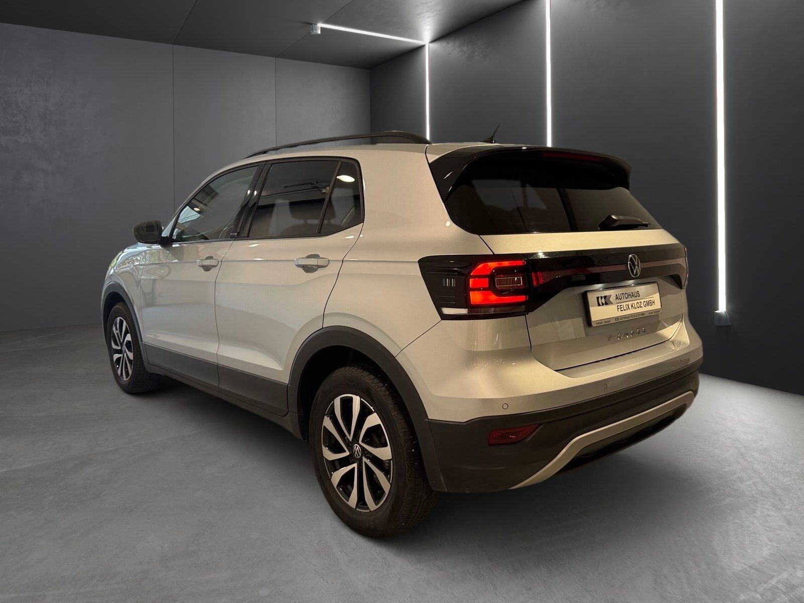 Fahrzeugabbildung Volkswagen T-Cross 1.0 TSI Active*Navi*Sitzh*Einparkhilfe