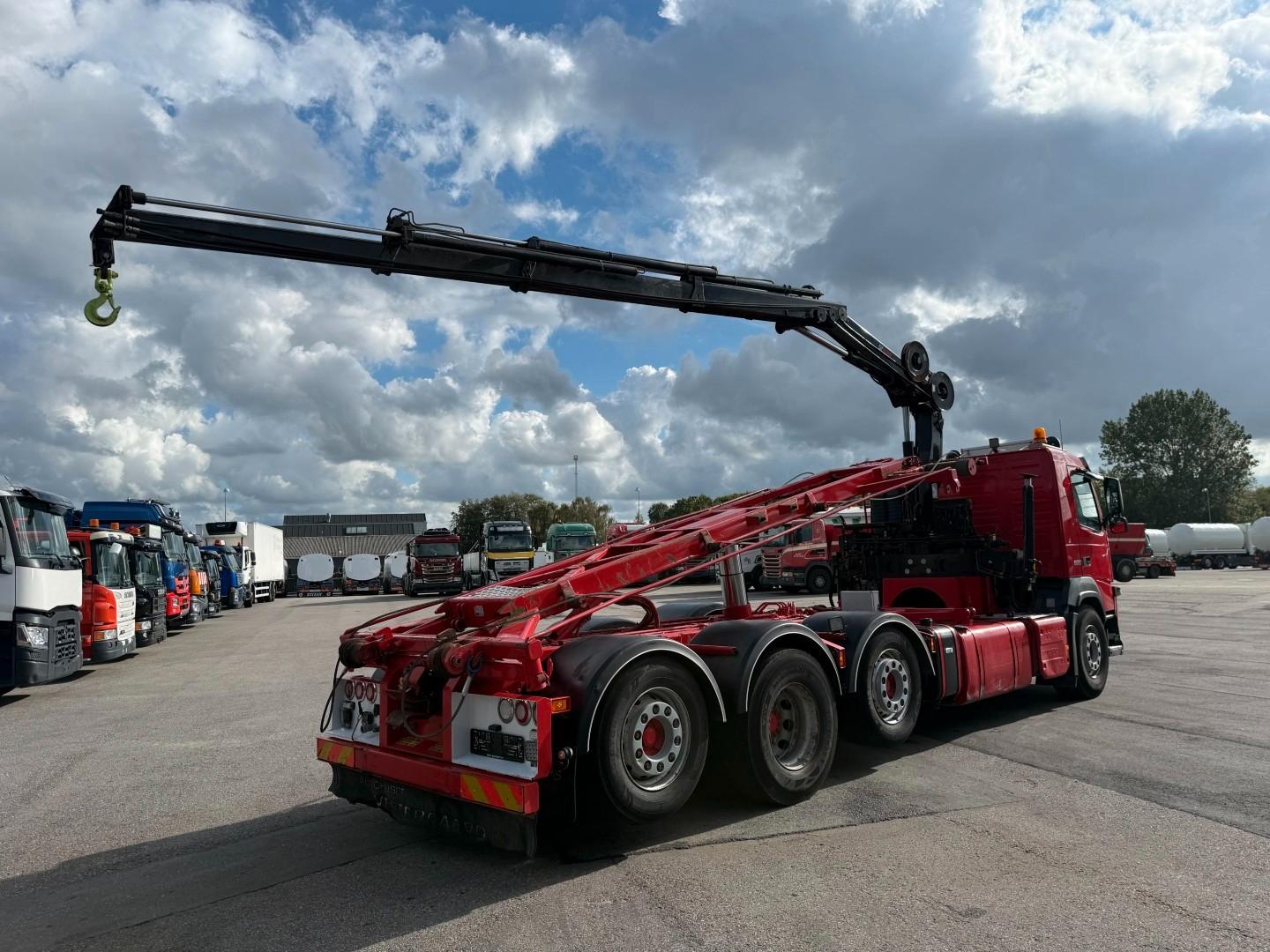 Volvo FM500 8x2 Pusher Tridem Crane Hiab 099 B3 Radio