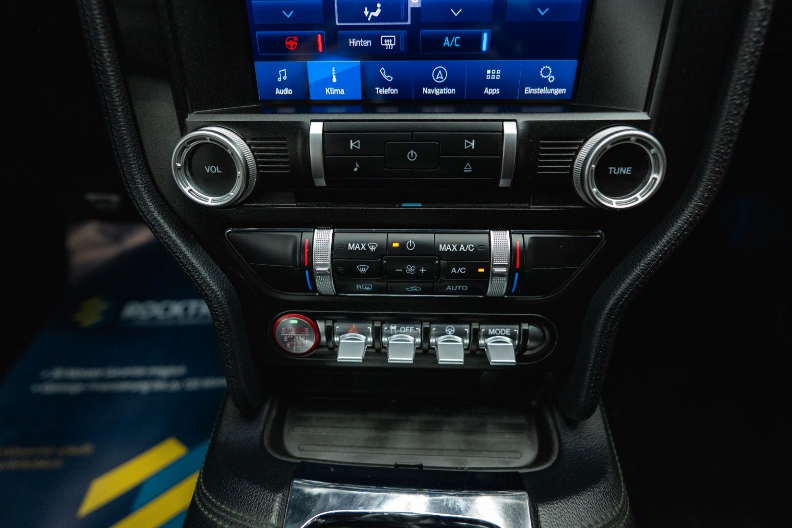 Fahrzeugabbildung Ford Mustang 5.0 V8 BULLITT 6-Gang RECARO Unfallfrei