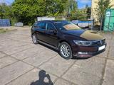 Volkswagen Passat 1.8 TSI DSG BMT Highline ACC AreaView - Volkswagen Passat Variant: 1.8