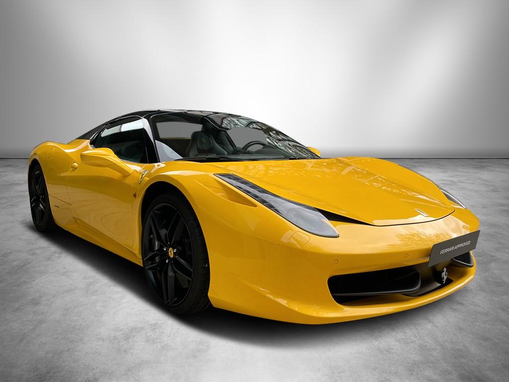Ferrari 458 Spider / Giallo Triplo Strato / Lift / LED