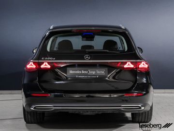 Mercedes E 220 - 6
