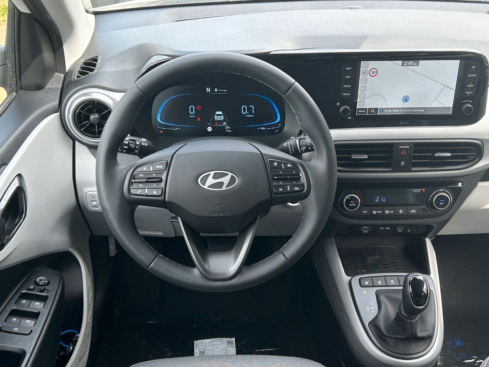 Fahrzeugabbildung Hyundai i10 1.2 Prime AT *Nav*Sitzhzg*Lenkradhzg*Kamera*