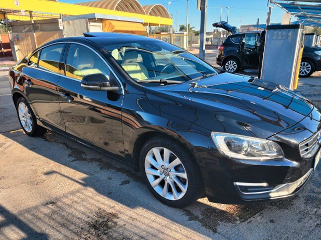 Volvo S60 D2 Geartronic Summum 2015