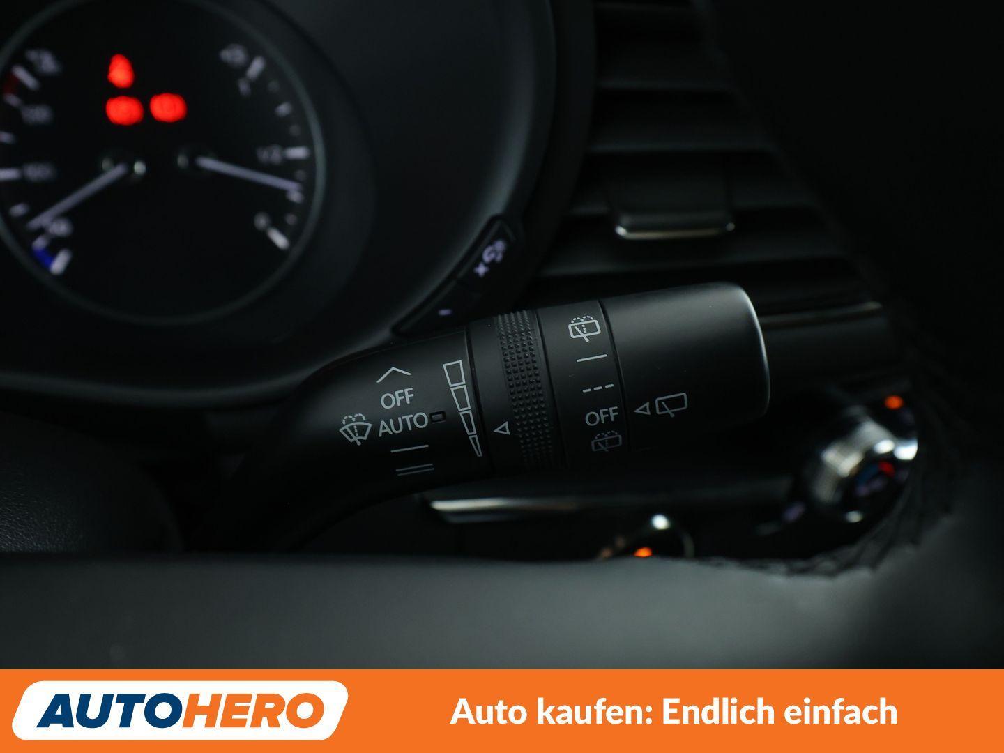 Mazda 3 2.0 Skyactiv-X Mild-Hybrid Selection *NAVI*HUD