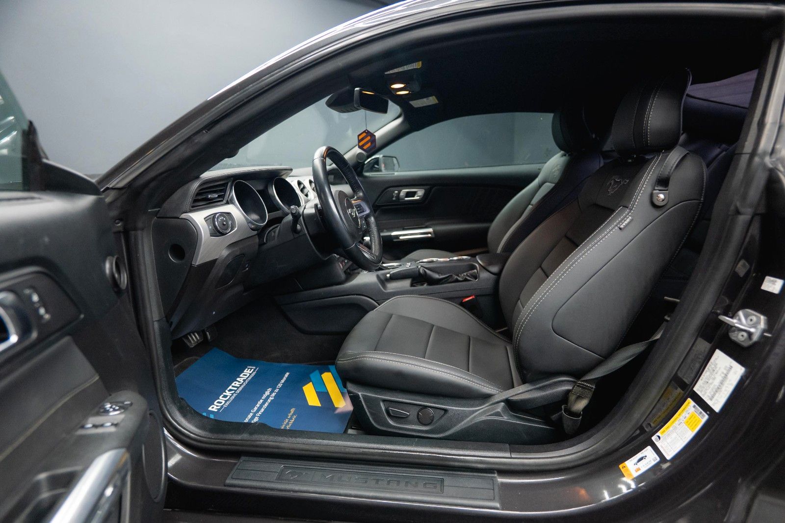 Fahrzeugabbildung Ford Mustang Shelby GT 500 5.0 V8 Performance CarPlay