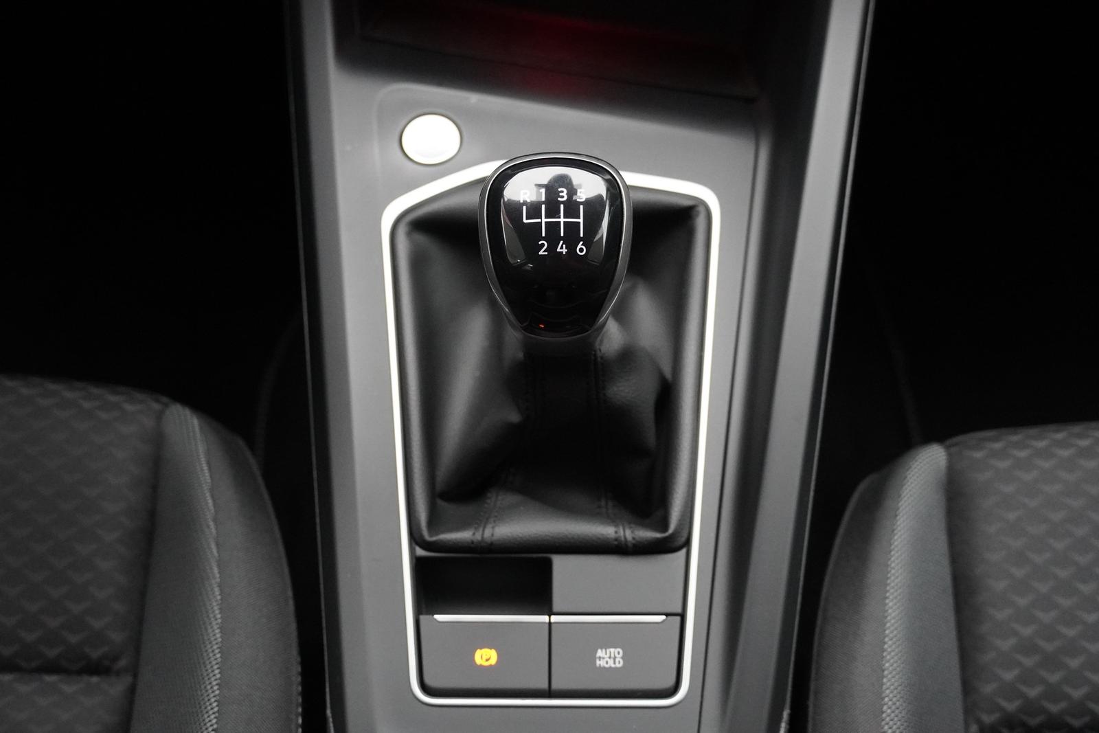 Volkswagen Golf VIII 1.0 Active LED Navi PDC Spurhalte DAB, миниатюра 18