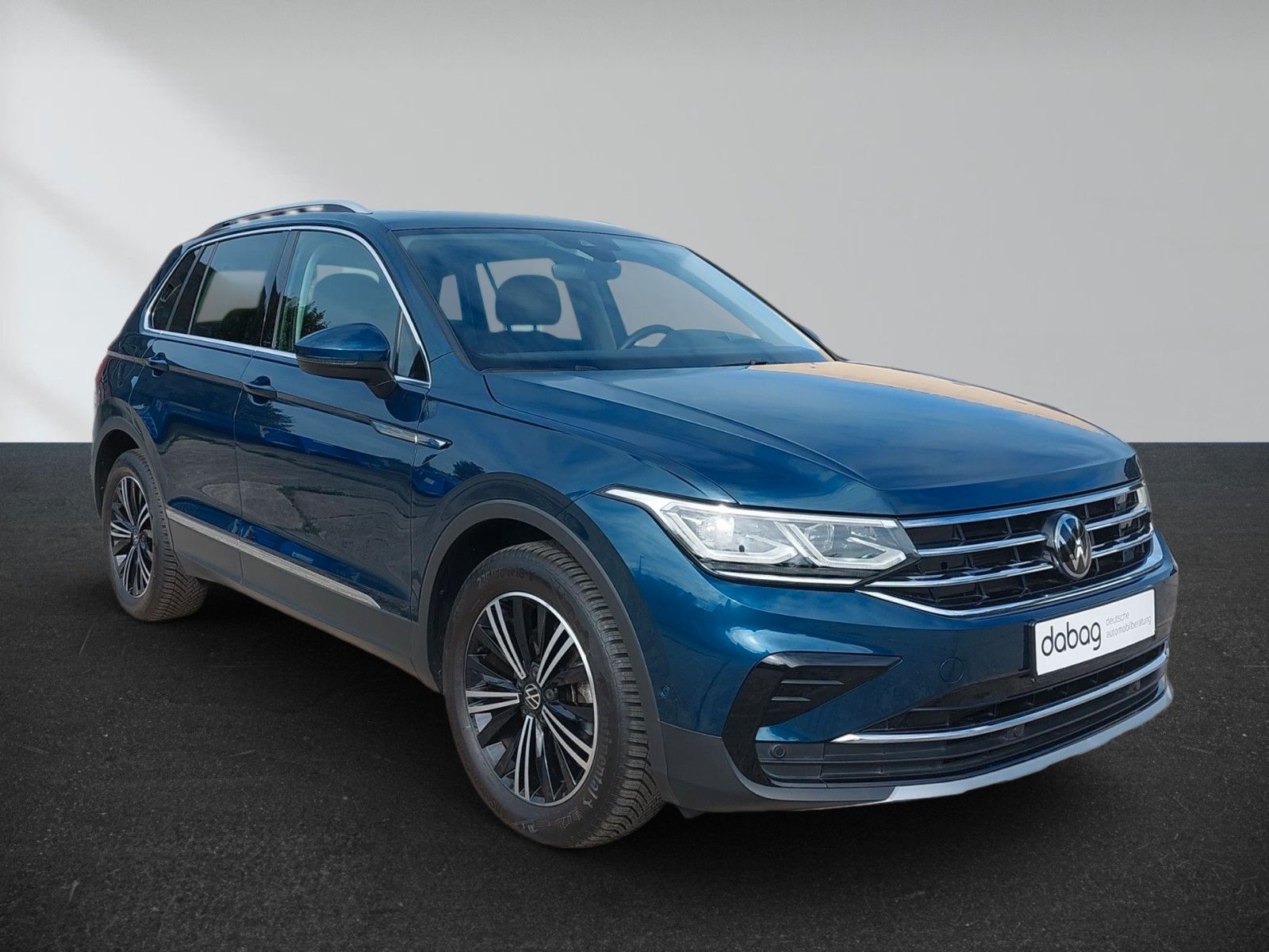 Volkswagen ELEGANCE PANO SHZ LHZ MASSAGE HEAD-UP PDC – Bild 2