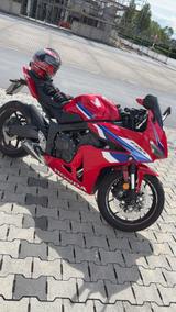 Honda CBR650R
