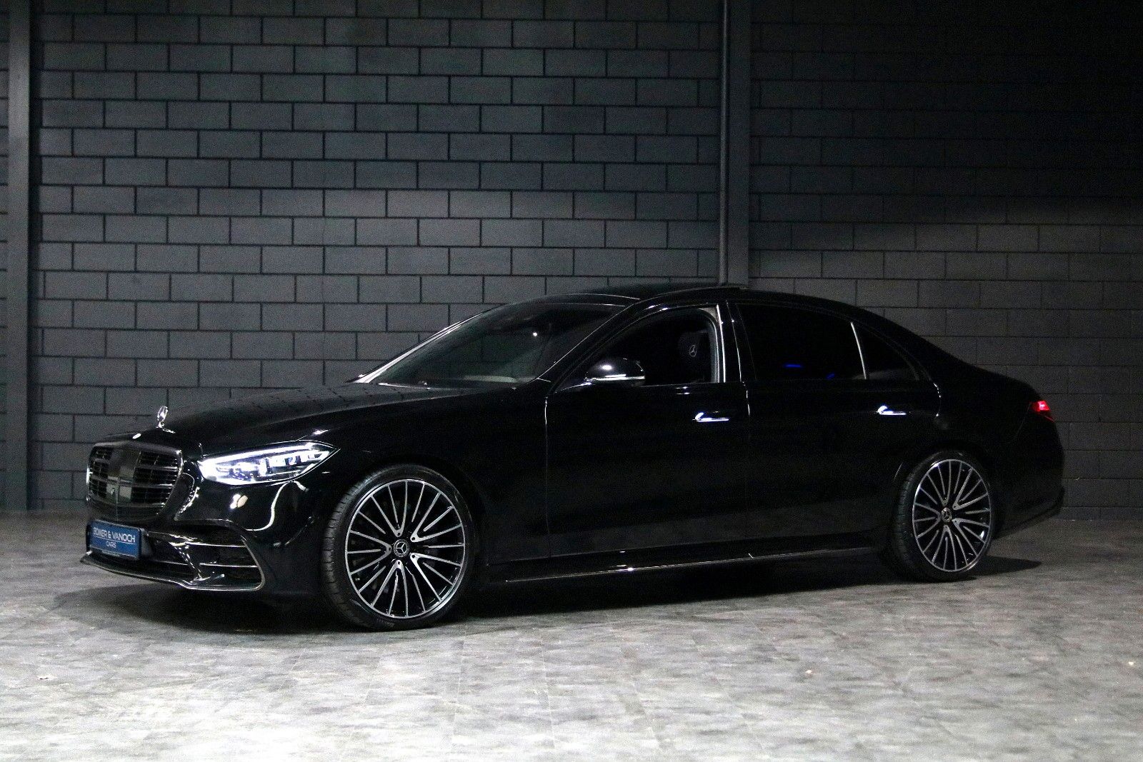 MERCEDES-BENZ S 400 d 4Matic L AMG Desgino Fond Brabus HUD Bur