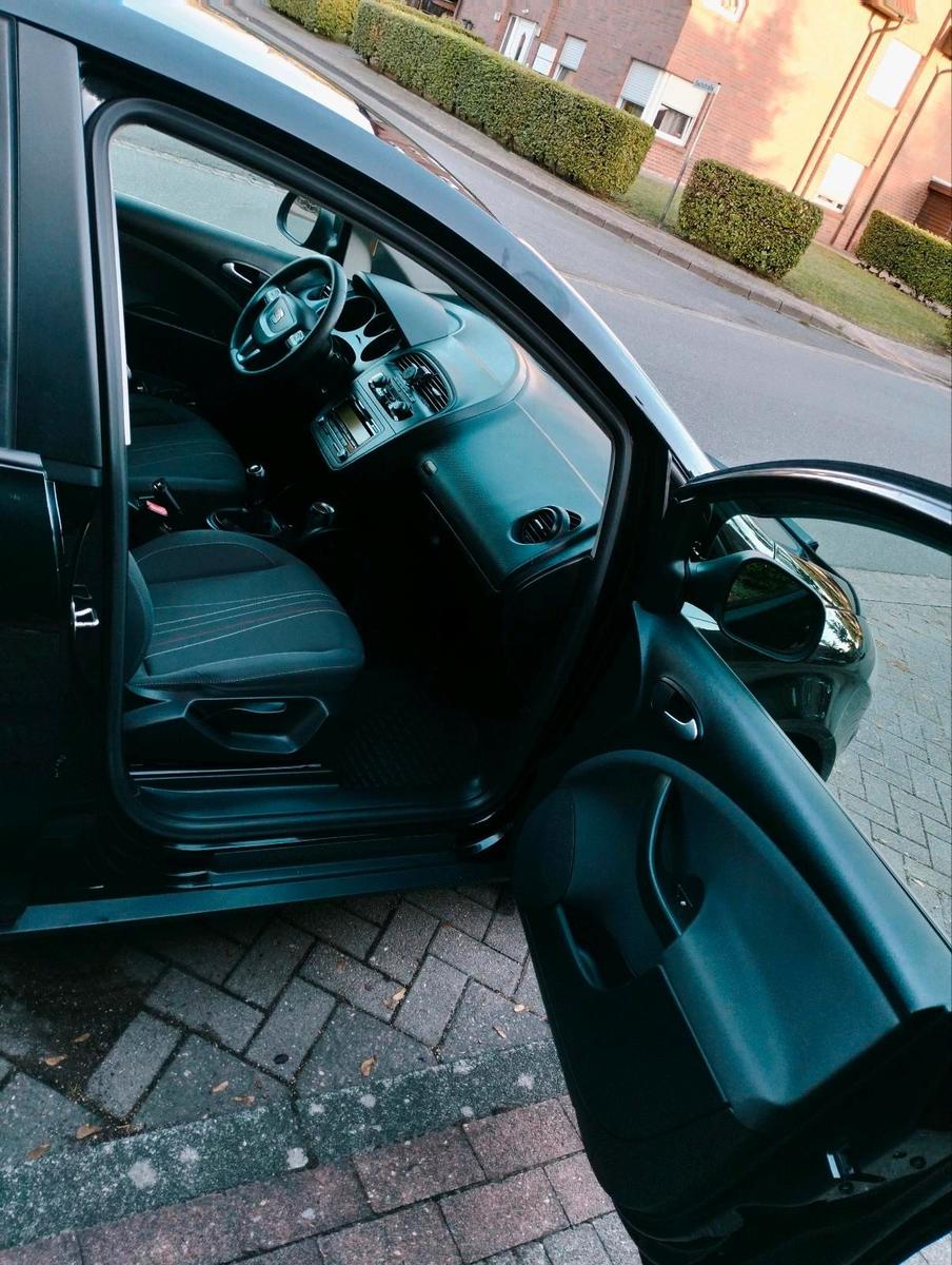 Seat Altea 2011 — engine 105 HP (77kW)